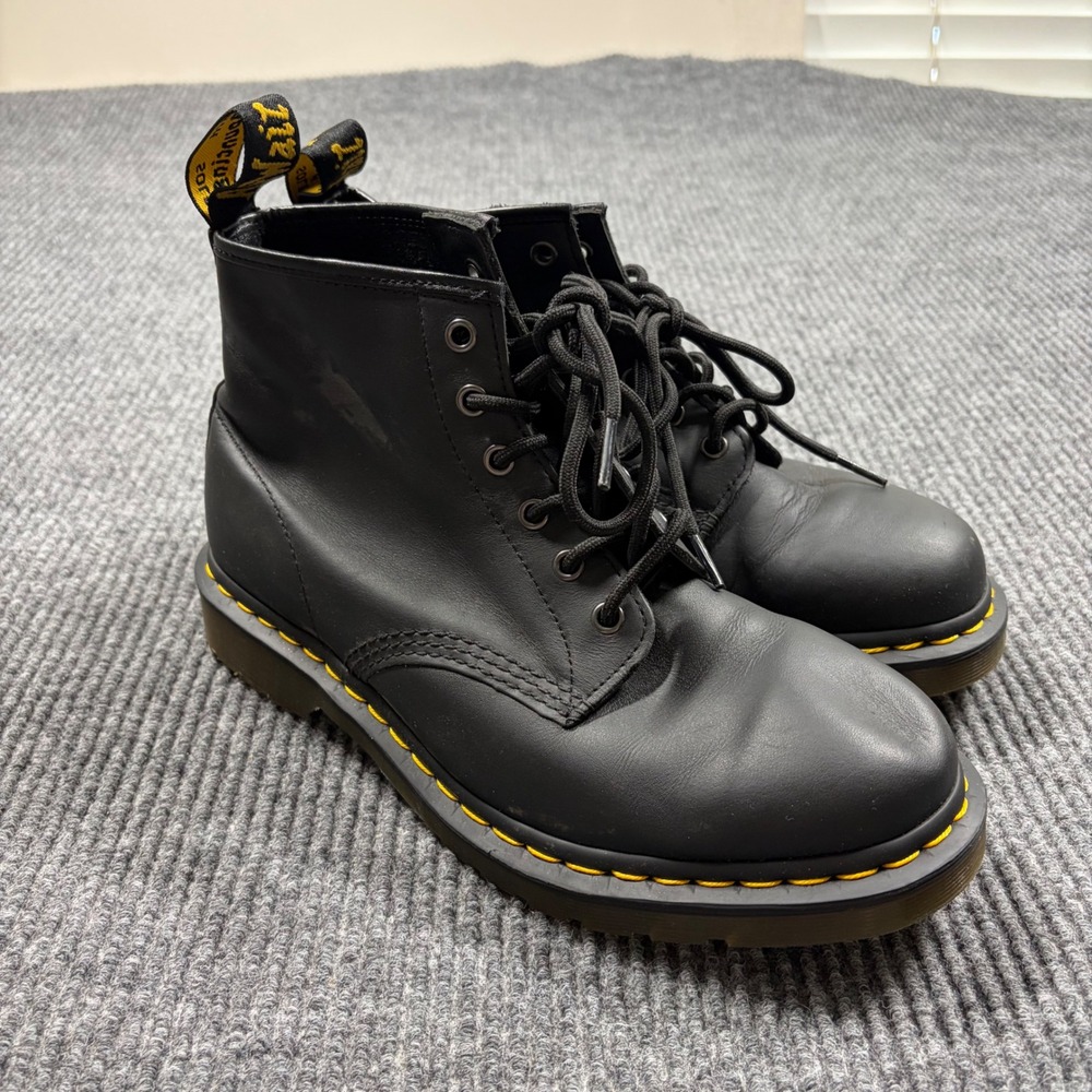 Dr. Martens 101 Black Leather 6 Eye Boots Womens 10 Mens 9 AW004